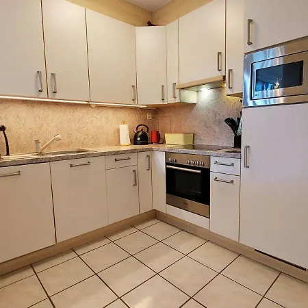 Appartamento 4-zi-wg Casa Sogno - Valle Mit Kamin. Alleinlage Im Rebberg! Agarone